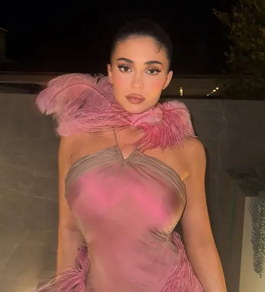 Pink Blush Doll Face